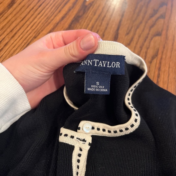 Ann Taylor cardigan - Picture 3 of 4